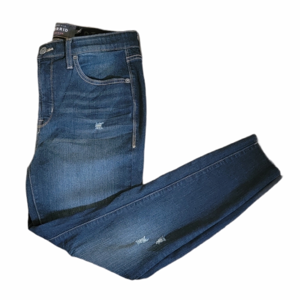 Torrid skinny jeans in size 10R